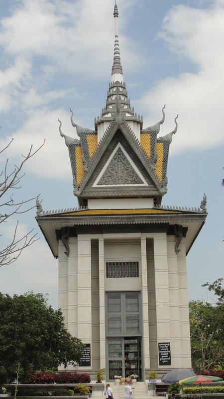 Monument de commemoration de Choeung Ek