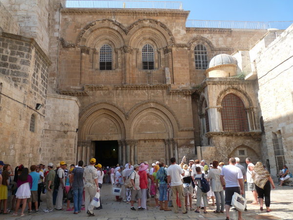 The church of the holly sepulture