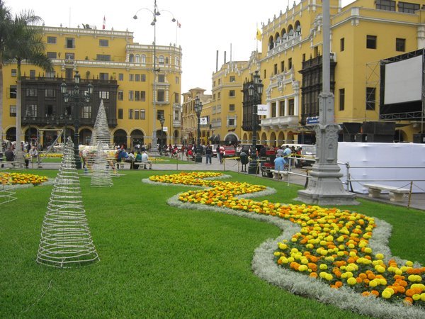 La Plaza mayor-Lima