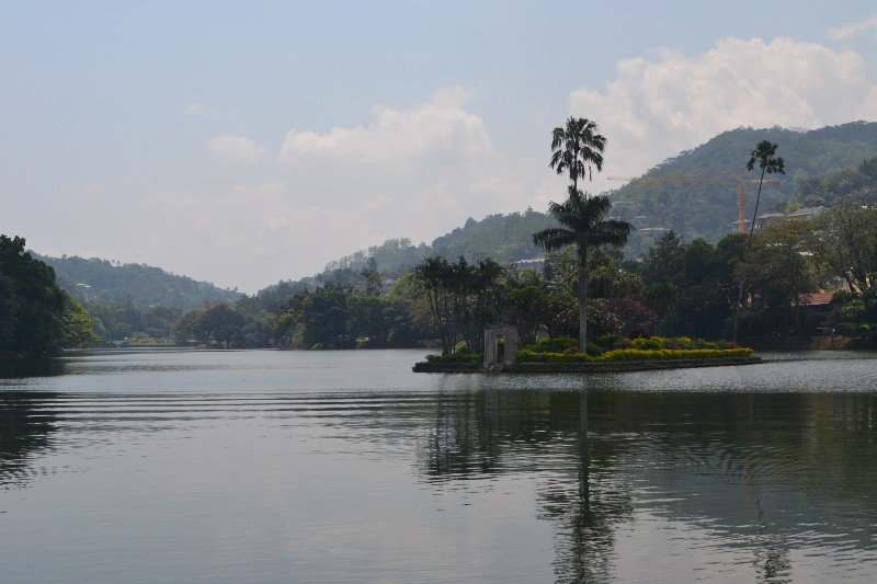 Kandy lake