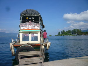 Tuk Tuk Ferry