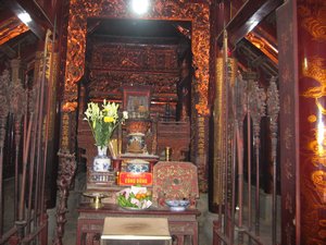 a temple at Hoa Lu an ancient kingdom