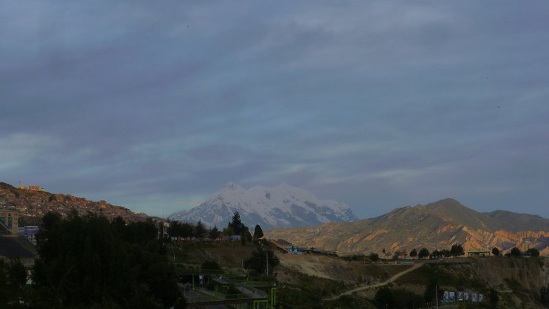 Illimani on a clear day