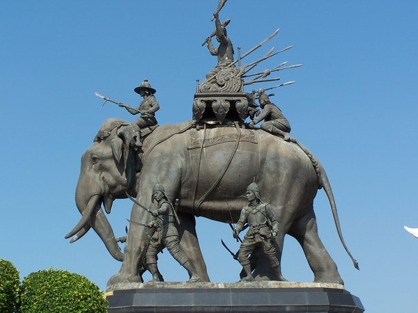 Queen Suriyothai Monument