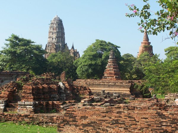 Towers of Wat Ratchaburana from Wat Maha That ruins