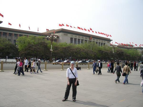 Laura and the Great Hall of the People