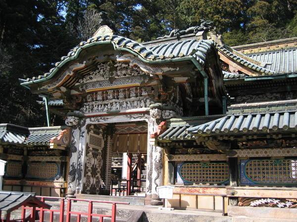 Nikko temple1