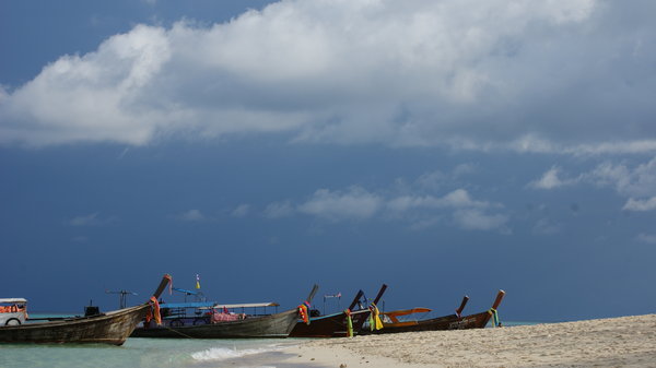 East side of Bamboo Island & more Taxi Boats.