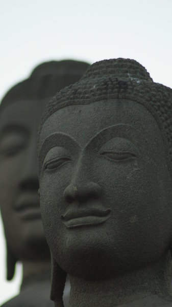 2 exact replica Buddha heads Wat Chaiwatthanaram, after the orginal's were stolen.