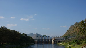 The dam, on the way back.
