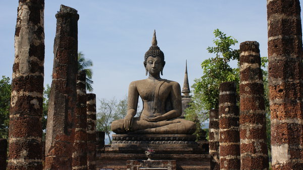 Sitting Buddha, Wat Phra Sri Mahathat.