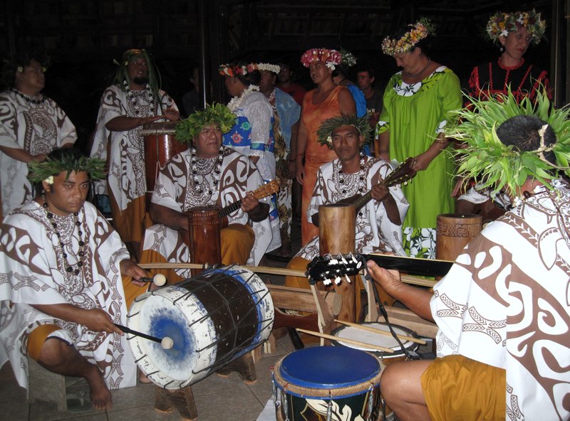 Polynesian band