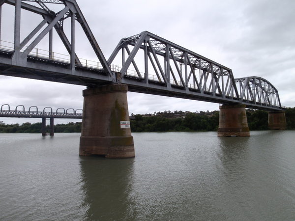 Bridge built in 1879 over the River Murray