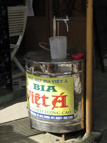 bia hoi - drink 18 of these and you still won't be drunk