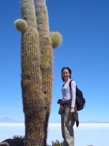  Isla Pescado and the 12.3m 1200 year old cactus