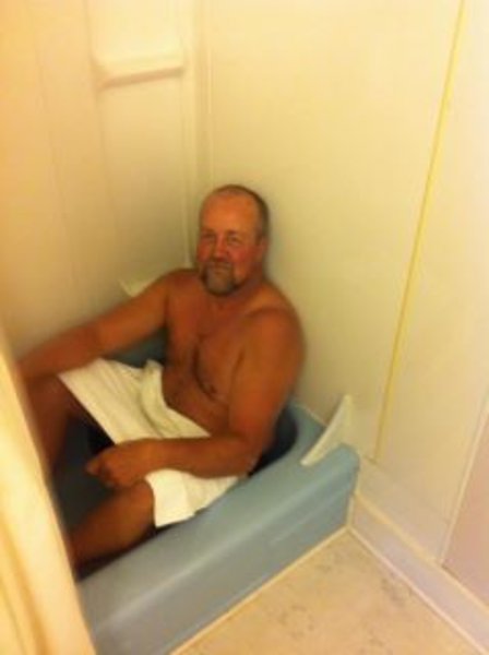 Hank in mini tub in Sheet Harbour motel!