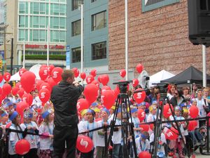 Jordan entertains the crowd before the arrival of the final Medal Bearer at Terry Fox Plaza!