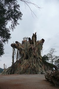 Old (Fake) Tree