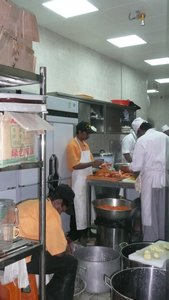 Sri Lankans In The Kitchen!