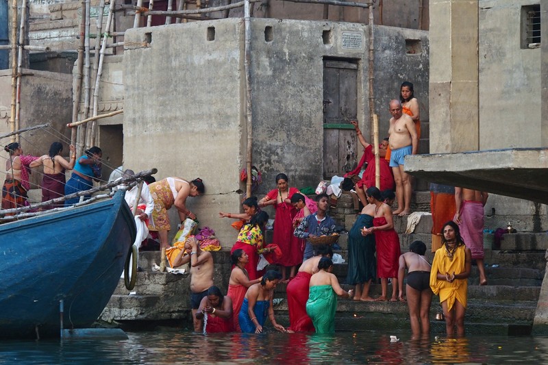 Bathing in the Ganga