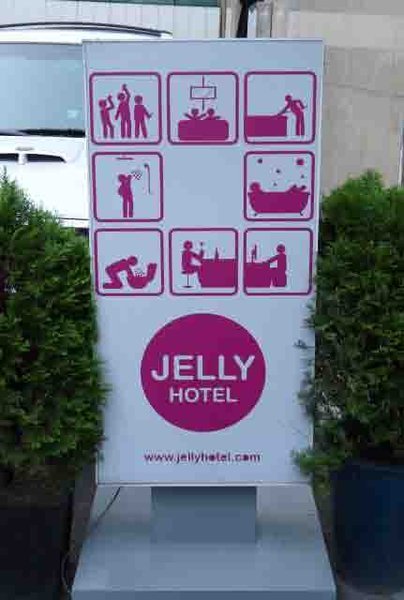 Jelly Hotel