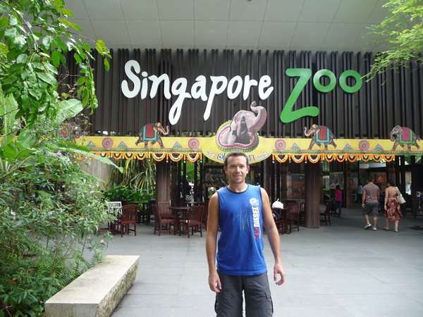 Entrance to the worlds BEST zoo