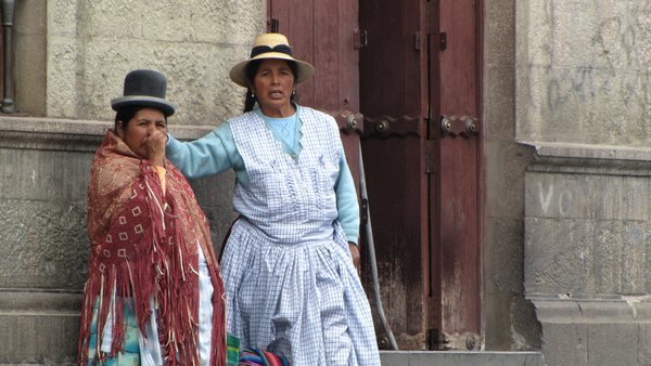 Naiset La Pazissa