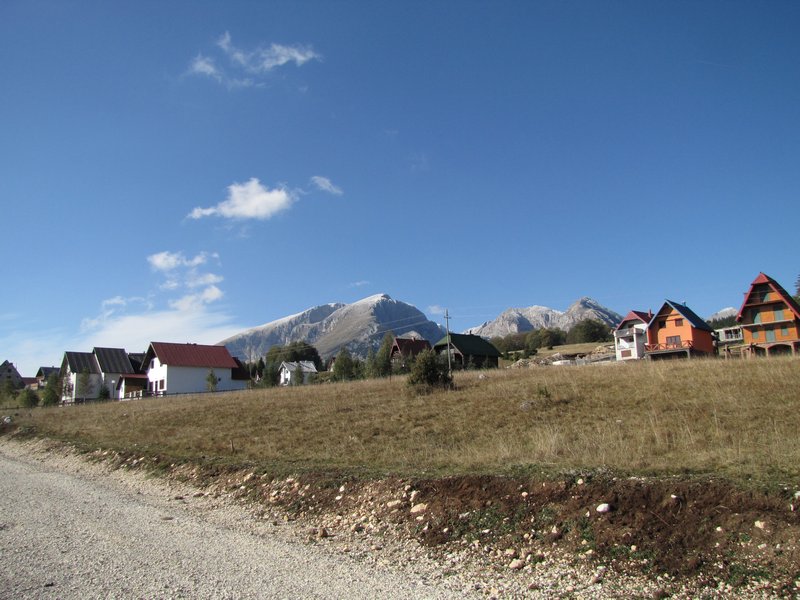 Näkymä Durmitoriin Zabljakin kylästä
