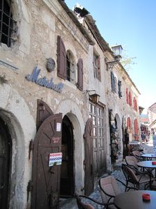 Mostar, kroattien puoli vanhasta kaupungista