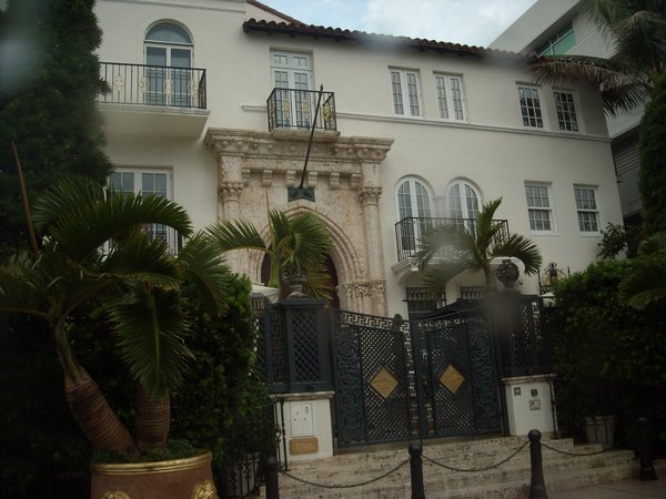 Gianni Versace place