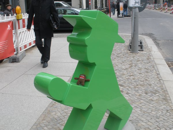 Manford with the Ampelmann