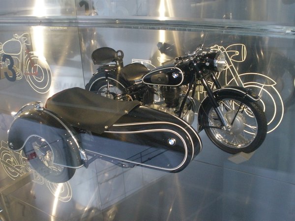 BMW Museum 008