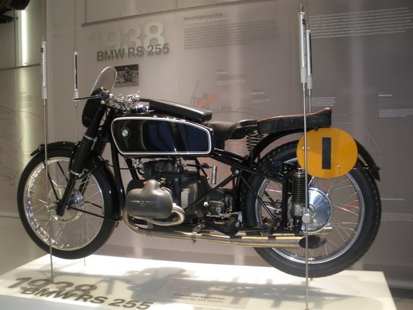 BMW Museum 009