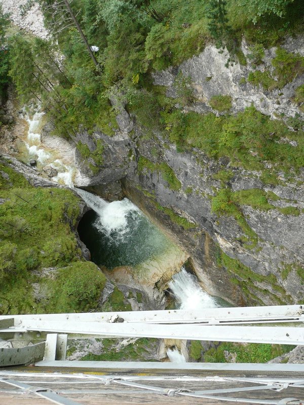 Pöllat Gorge - waterfall