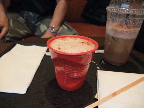 how can you drink coffee on a melting cup?