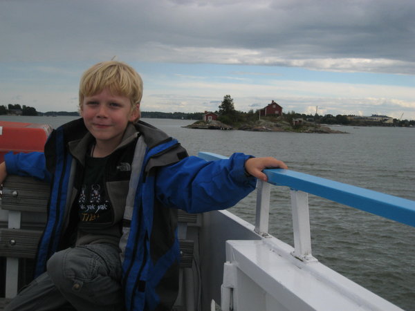 The ferry over to Suomenlinna Sea Fortress