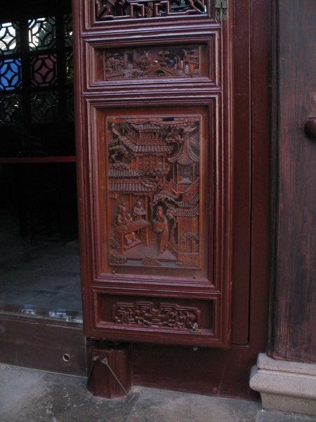 Front door at Donshan
