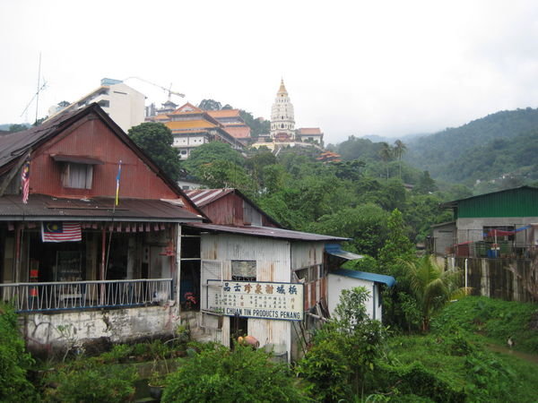 View over Air Itam, to Kek Long Si Temple
