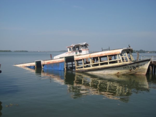 Kochi Ferry