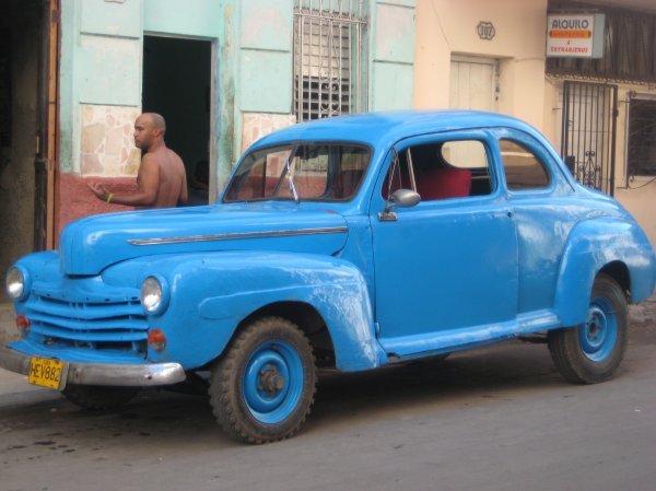 Neighbourhood Vintage Car, Consulado, Habana