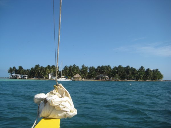 Arriving at Tobacco Caye