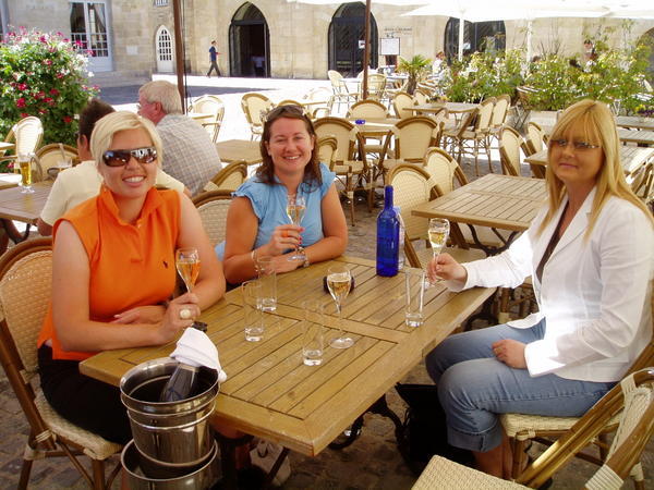 Afternoon Champers, St Emilion