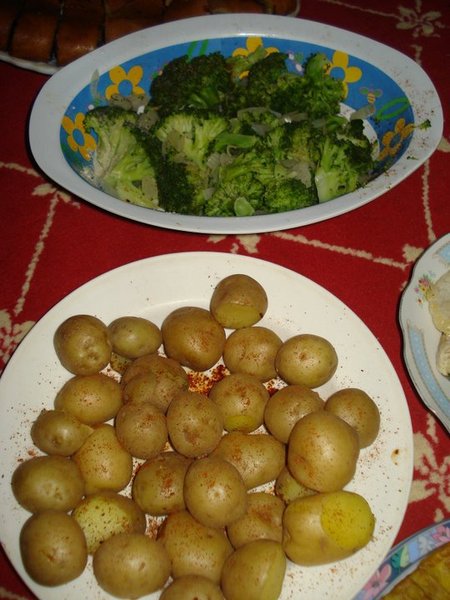 Broccoli and potatoes - by Tom