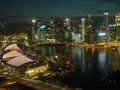 Singapur bei Nacht von oben