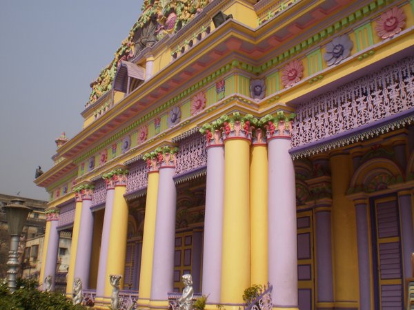 Colourful temple guesthouse