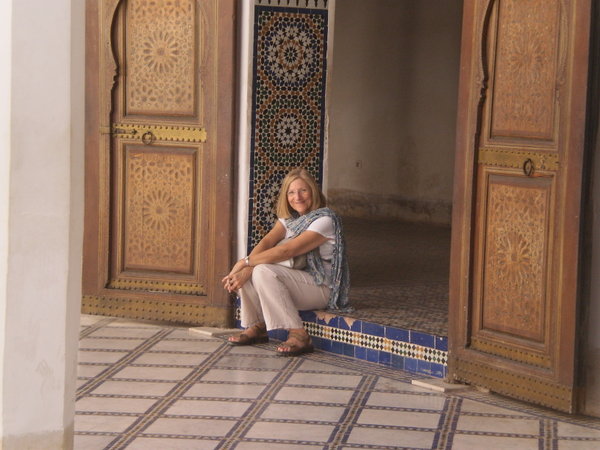 Lynne relaxing at the El Badi Palace