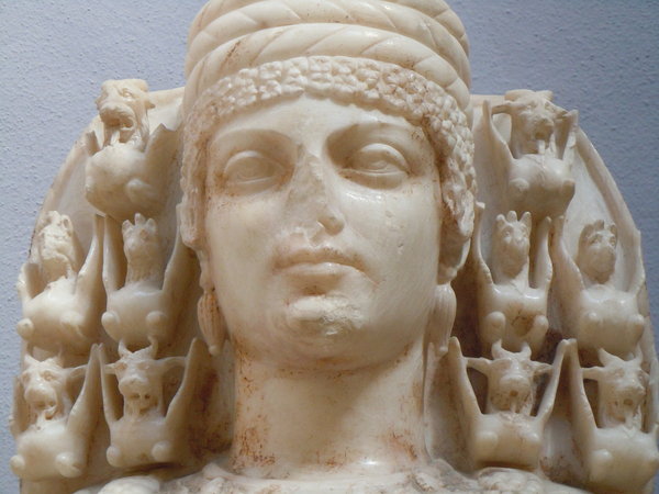 Head of Artemis