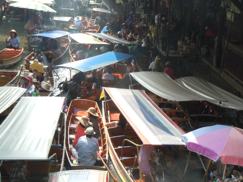 Chaos at the floating market