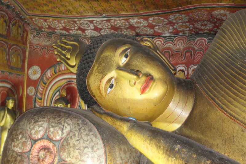 Buddha at Dumbulla Cave Temples