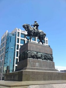 statues of men on horses 